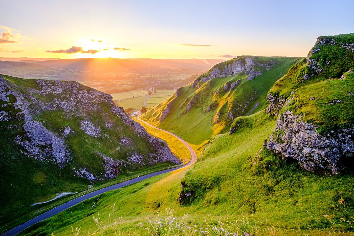 The 6 Most Beautiful Scenic Drives Near Manchester in 2026