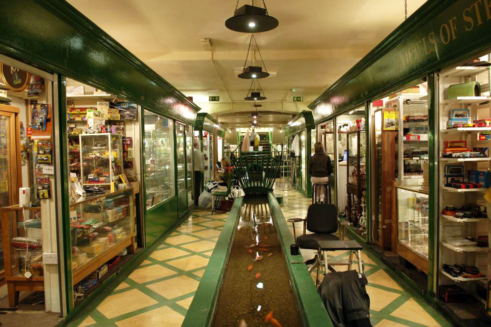 Grays Antique Market